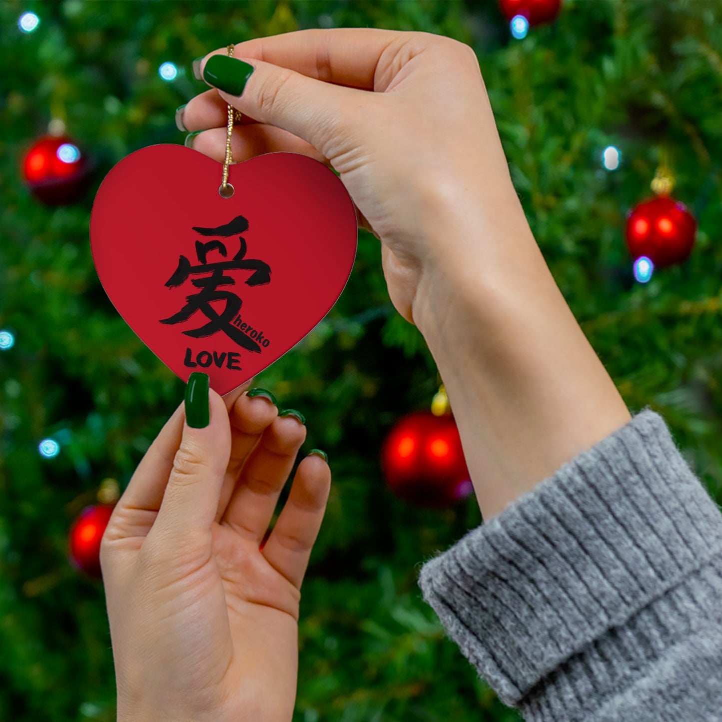 LOVE IN CHINESE Ceramic Ornament - Joyful Home Decor for Festivities